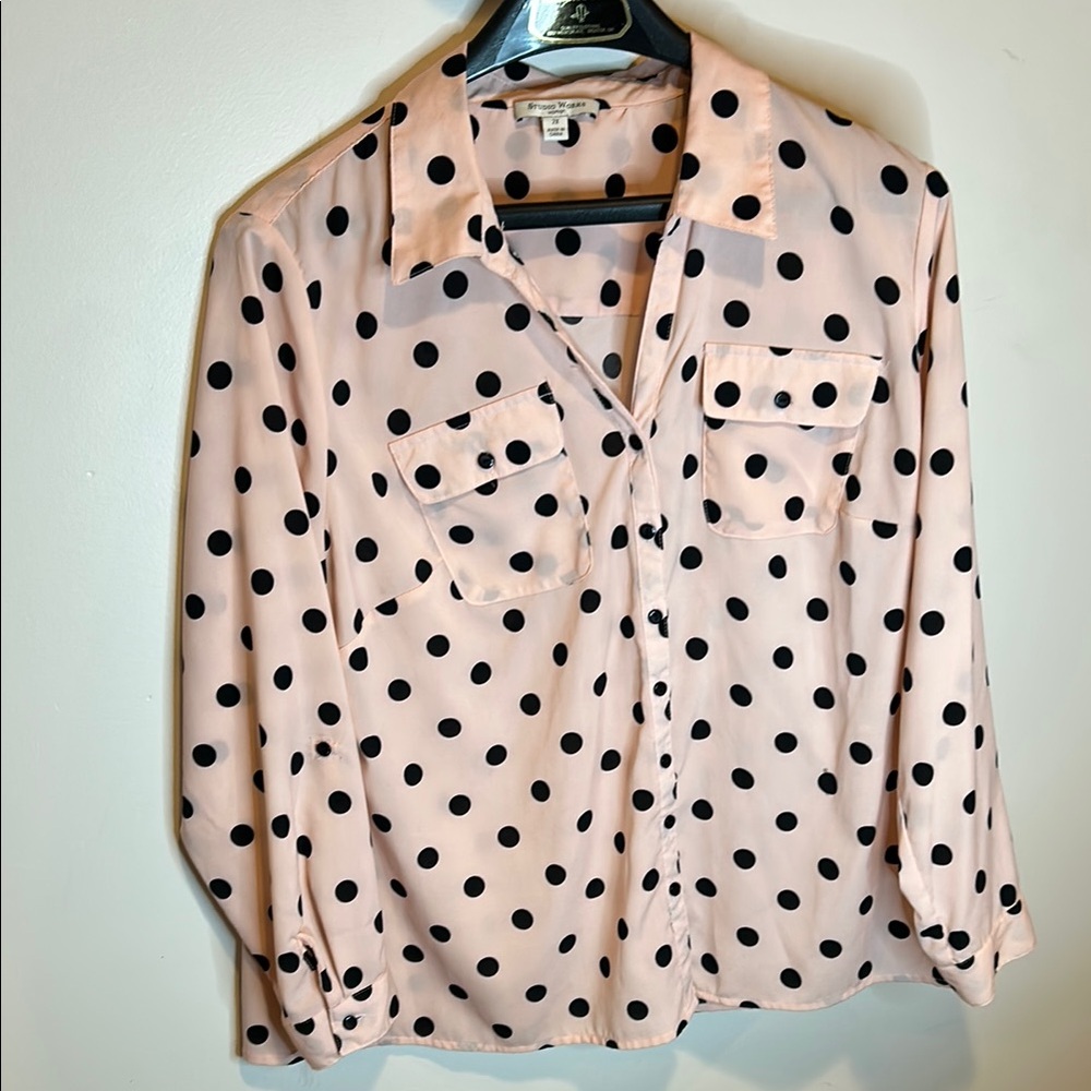 Pink Polka‎ Dot Button-Up Blouse